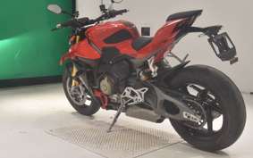 DUCATI STREETFIGHTER V4 S 2025