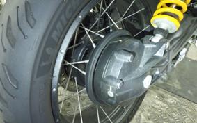 MOTO GUZZI V85 TT 2022
