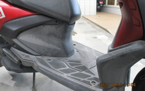 YAMAHA  CYGNUS RAY ZR SEG4