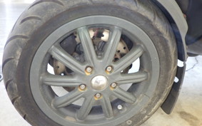 PIAGGIO MP3 250