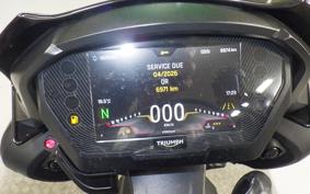 TRIUMPH STREET TRIPLE RS 2023