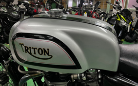 TRIUMPH TRIUMPH THRUXTON 2012 TJ9147