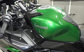 KAWASAKI NINJA H2 SX SE 2022 ZXT02P