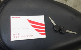 HONDA TACT-4ﾍﾞｰｼｯｸ AF79