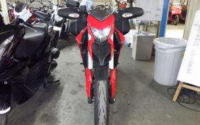 DUCATI HYPERSTRADA 820 2015