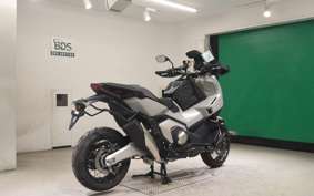 HONDA X-ADV 750 2025 RH21
