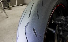 YAMAHA YZF-R6 2019