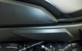 HONDA CBR650R E-Clutch 2025 RH17