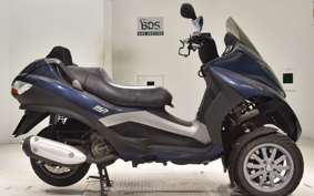 PIAGGIO MP3 250