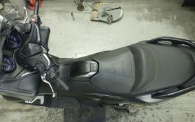 YAMAHA T-MAX 560 T 2021 SJ19J