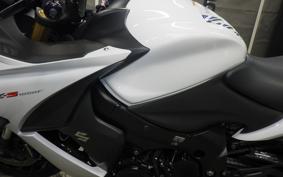 SUZUKI GSX-S1000F 2018