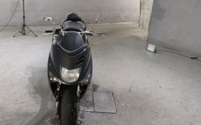 YAMAHA MAJESTY 125 SE27