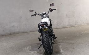 YAMAHA TW225 DG09J
