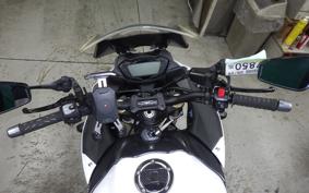 SUZUKI GSX-S1000F 2017