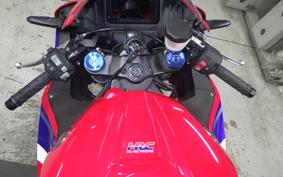 HONDA CBR600RR 2024 PC40