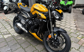 TRIUMPH STREET TRIPLE RS 2023 HDA614