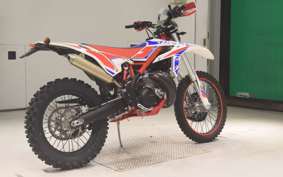 BETA クロス TRE ーナー250 2023