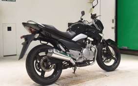 SUZUKI GSR250 2014