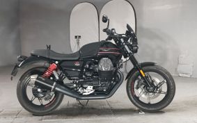 MOTO GUZZI V7 STONE ..