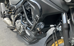 SUZUKI DL650 ( V-Strom 650 ) 2024 C733M