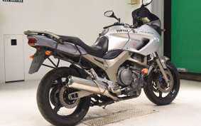 YAMAHA TDM900 2005