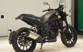BENELLI レオンチーノ250