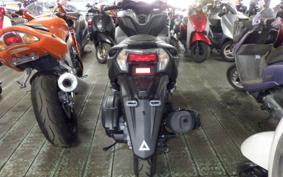 YAMAHA TRICITY 125 SEK1J