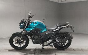 YAMAHA FZ25 RG42