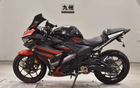 YAMAHA YZF-R25 A 2007 RG10J