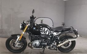BMW R NINE T 0J01