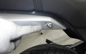 HONDA VTR 250 Gen. 2 2015 MC33