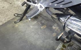 SUZUKI GSR250 2012