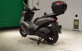 YAMAHA N-MAX 1995 SED6J