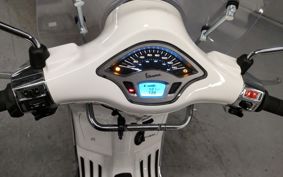 VESPA  VESPA  PRIMA  BEIGE RA125 ..