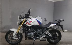 BMW R1200R 2017 0A04