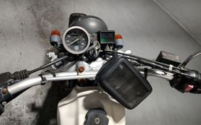 YAMAHA TW225 DG09J