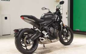 TRIUMPH TRIDENT 660 2021