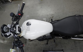 TRIUMPH STREET TWIN 2019