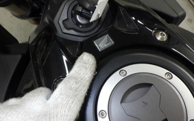 HONDA CB650R E-Clutch 2026 RH17