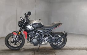 TRIUMPH  TRIUMPH  TRIDENT 660 LGL10U