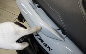 YAMAHA T-MAX 560 T 2025 SJ21J