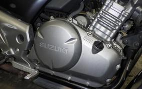 SUZUKI GSR250