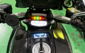 DUCATI DIAVEL CARBON 2012 ZDMG100ABCB