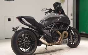 DUCATI DIAVEL Carbon 2012