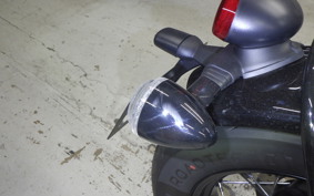 TRIUMPH BONNEVILLE BOBBER 2025