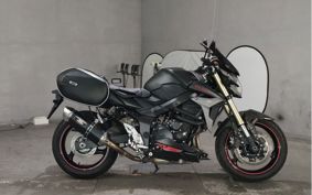 SUZUKI GSR750 GR7NA