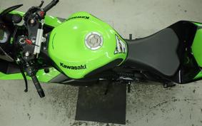 KAWASAKI ZX 10 NINJA R 2010