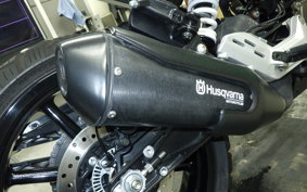 HUSQVARNA SVARTPILEN 250 2020