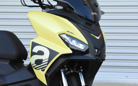 APRILIA SR GT 125