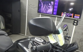 HONDA CB650R E-Clutch 2025 RH17